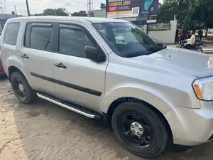 Honda Pilot 2013 Silver