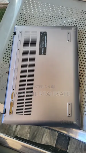 Laptop Infinix 8GB Intel Core i3 SSD 250GB