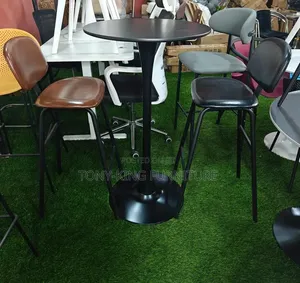 Black Pedestal Bar Table Set With Mixed Leather Bar Stools