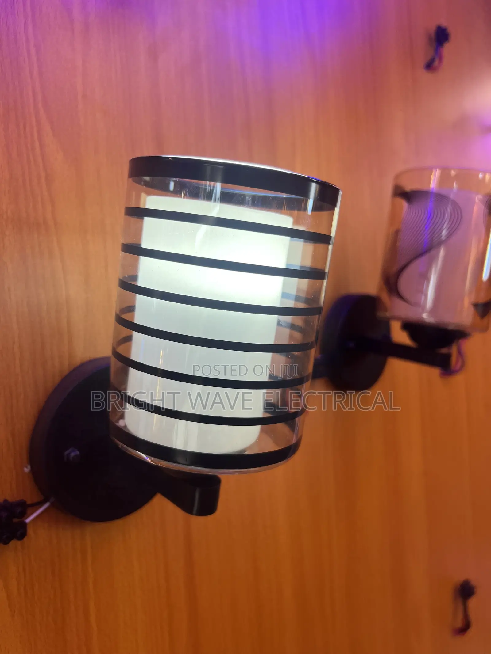 Bulb Wallbracket