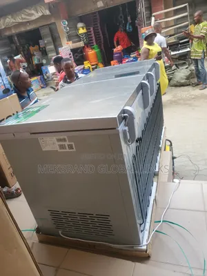 Scanfrost Double Door Chest Freezer Inverter 500l