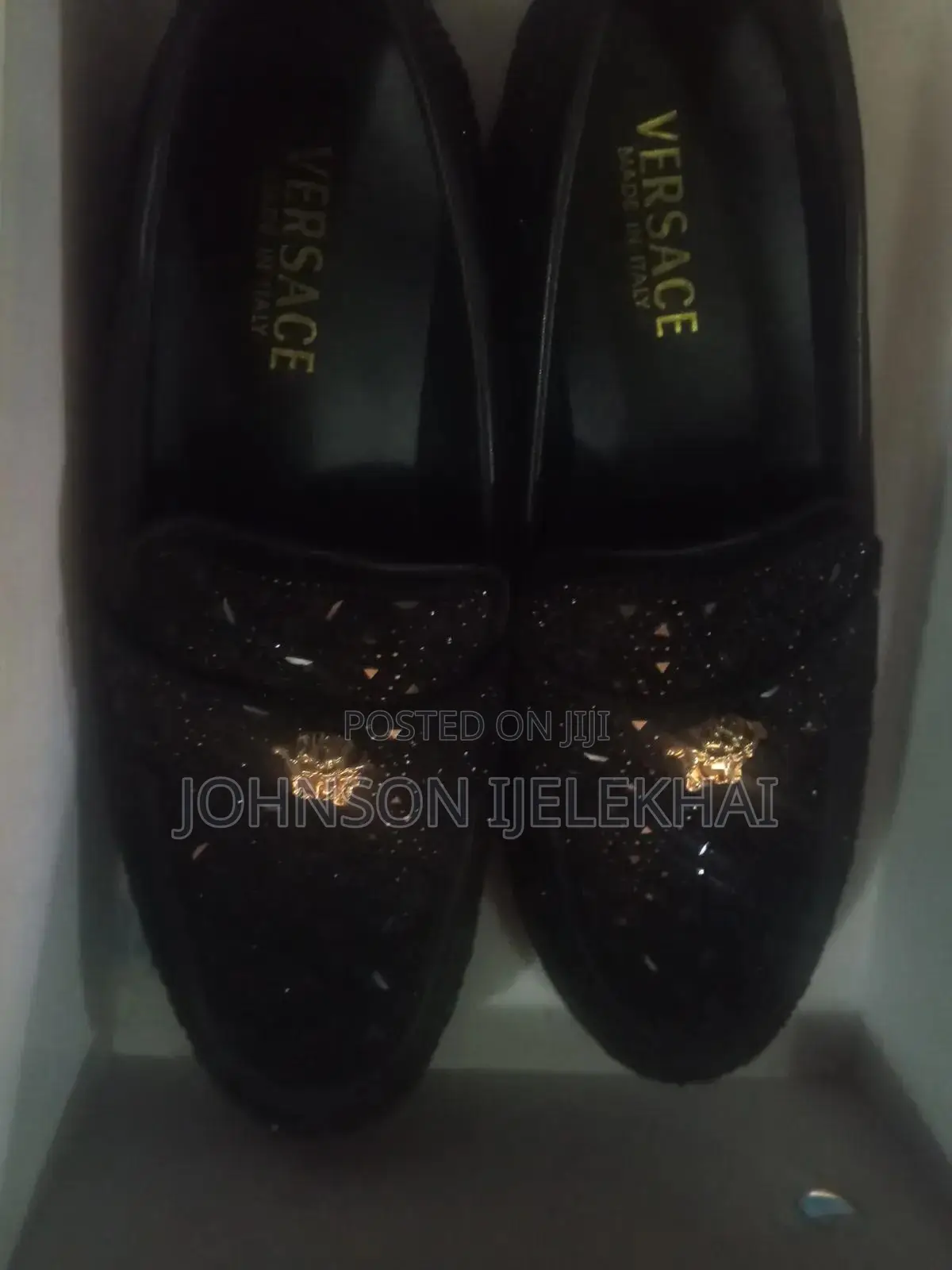 Shoe in Shoes