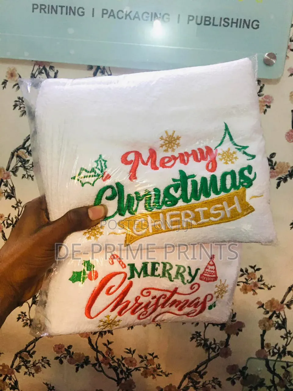 Customized Gift Items | Photo Frames, Mugs, Throw Pillows More.