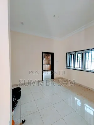 4bdrm Duplex in Main Shelter Afrique for rent
