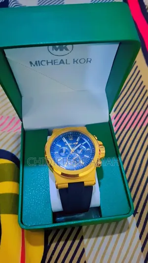 Brand New Orignal MICHEAL KORS Rubber Strap Watch Available.