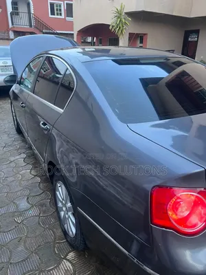 Volkswagen Passat 2008 Gray