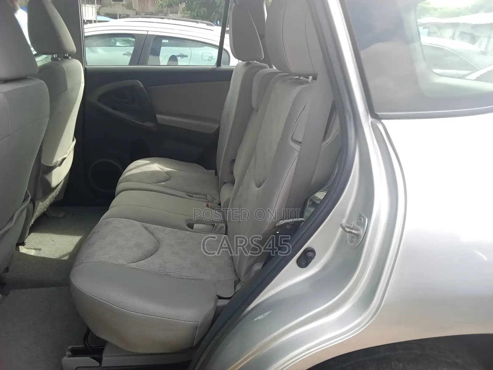 Toyota RAV4 2012 Silver