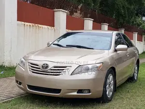 Toyota Camry 2008 Gold