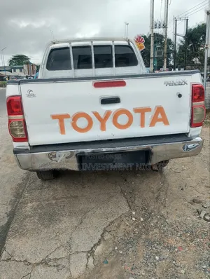 Toyota Hilux 2.0 VVT-i SRX 2012 White