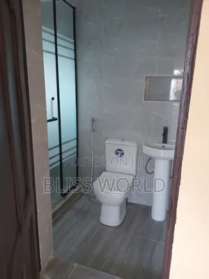 6bdrm Duplex in Utako for rent