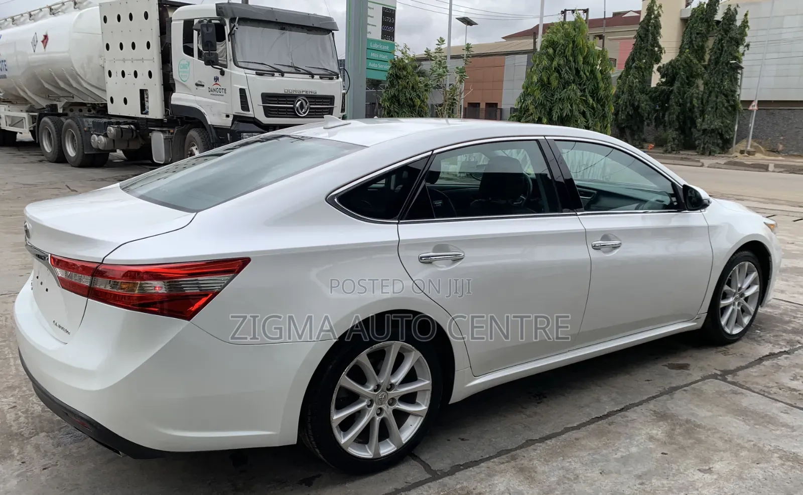 Toyota Avalon 2014 White