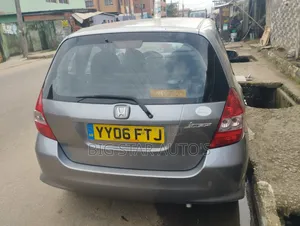 Honda Jazz 2006 Silver