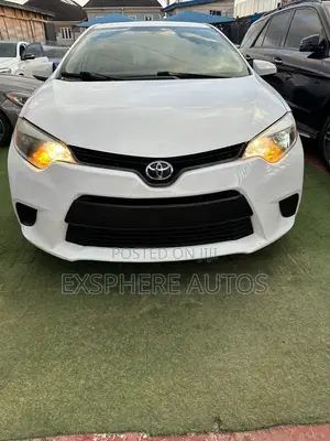 Toyota Corolla 2015 White