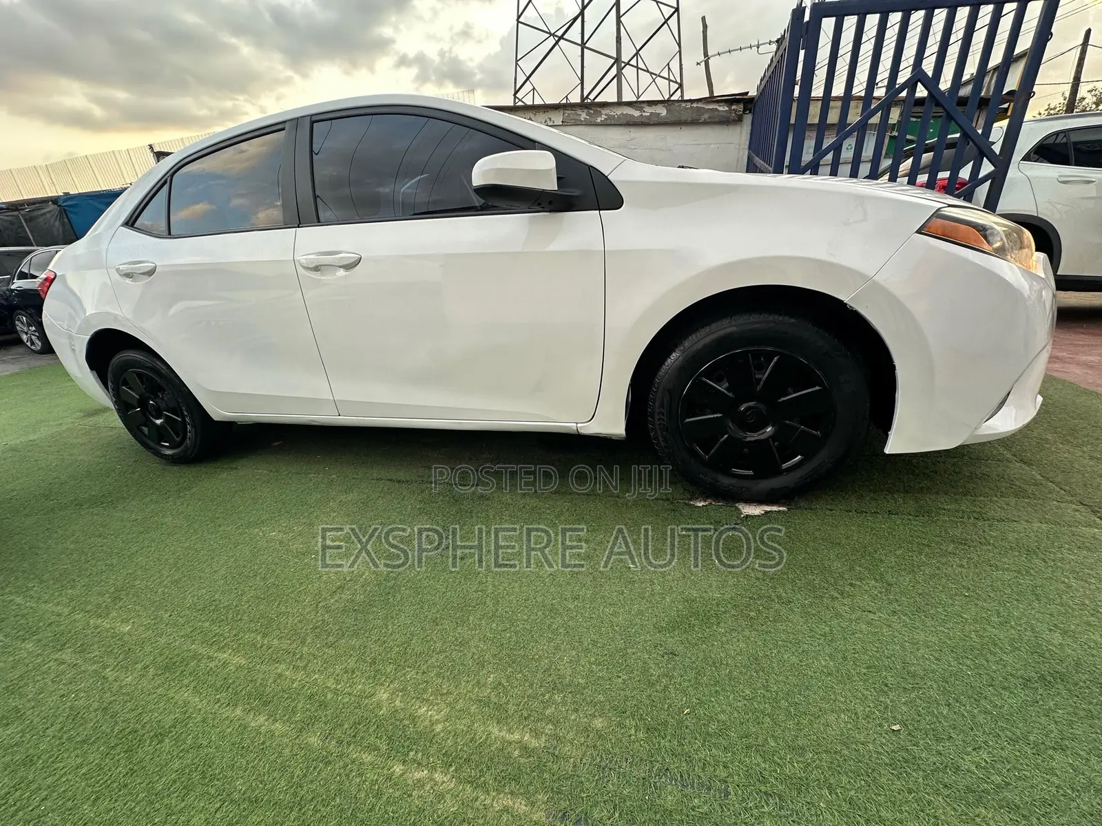 Toyota Corolla 2015 White