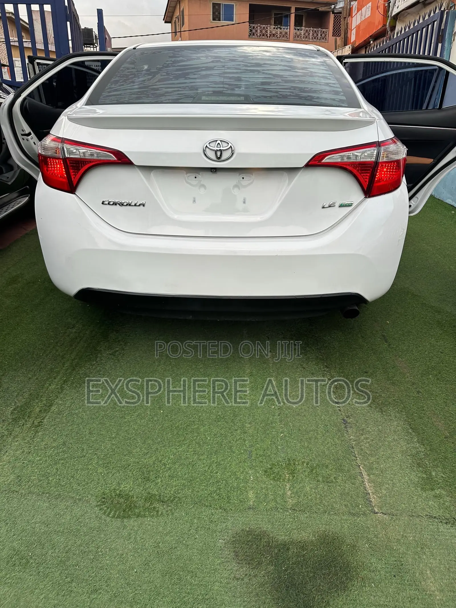 Toyota Corolla 2015 White