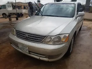 Toyota Avalon 2005 Silver