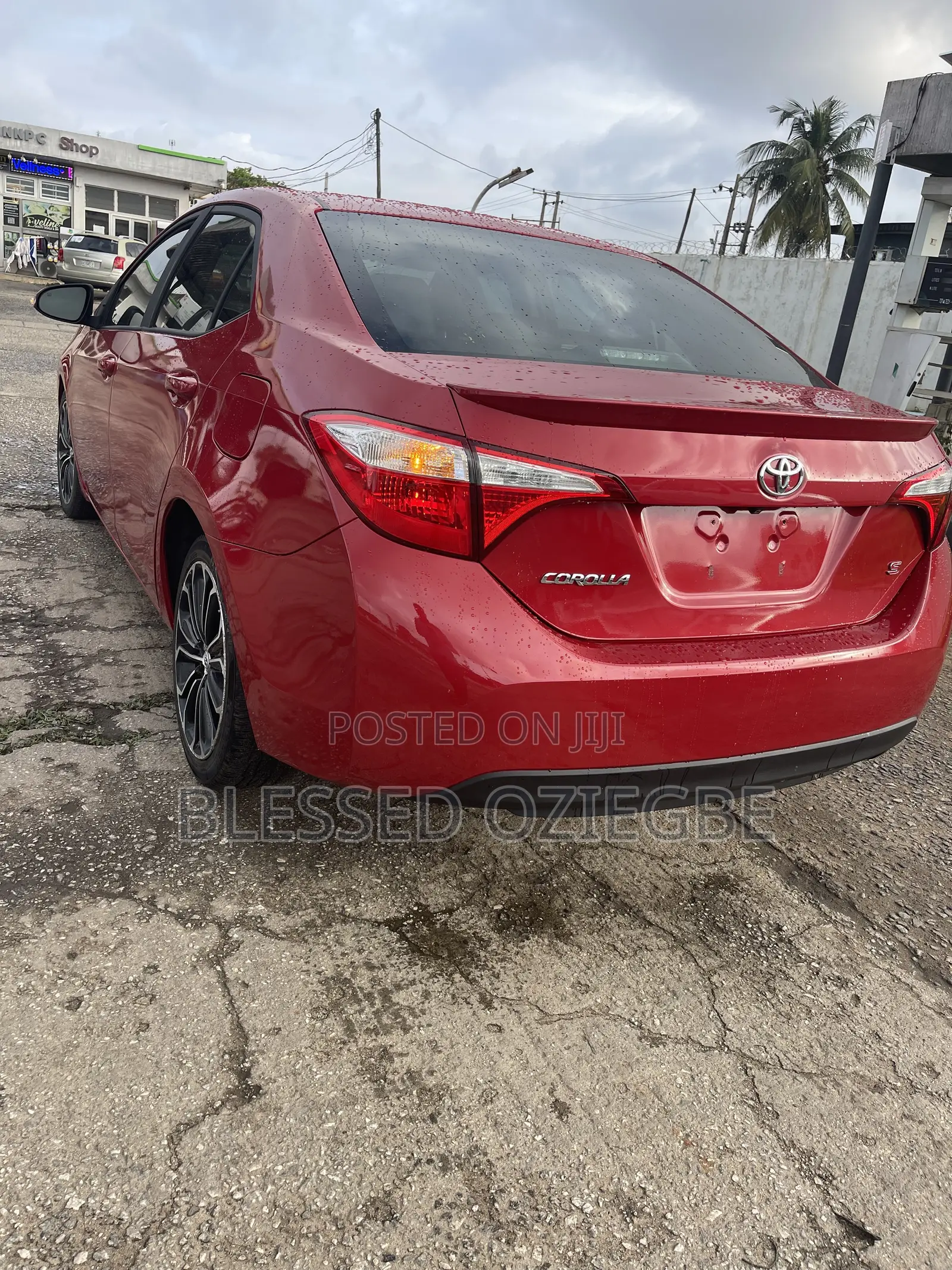 Toyota Corolla 2016 Red