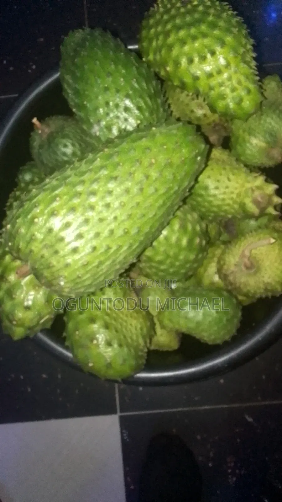 Custard Apple Available for Delivery