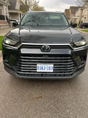 Toyota Highlander XLE AWD 2024 Black