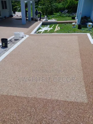 Brawny Epoxy Pebble Stone Installation