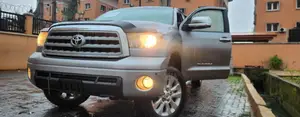 Toyota Tundra 2013 Gray