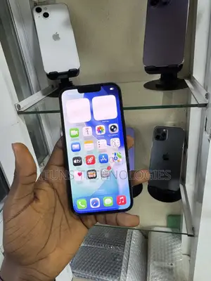 Apple iPhone 16e 128 GB Black