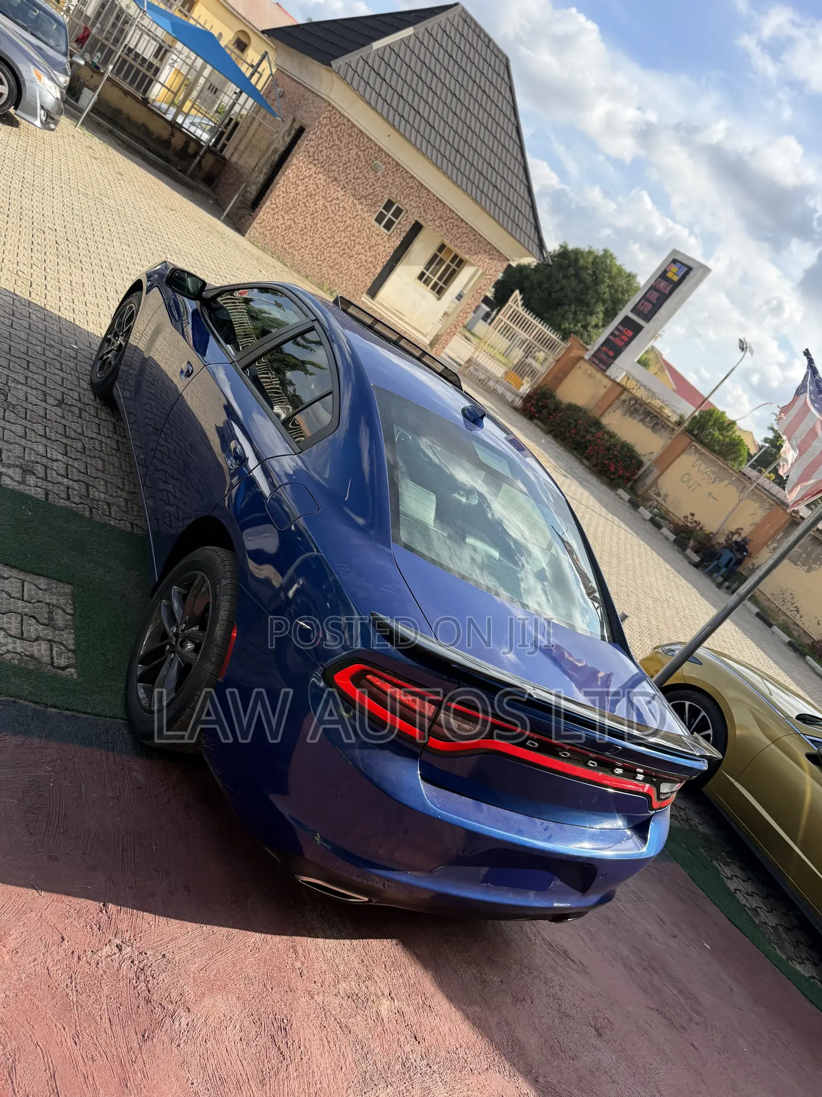 Dodge Charger 2020 Blue