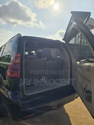 Lexus GX 470 Sport Utility 2005 Black