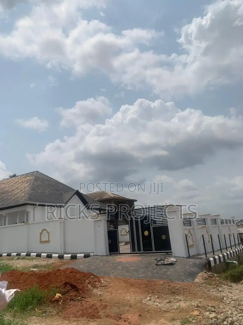 Structural Engineers , Builders