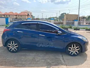 Hyundai Elantra 2012 Blue