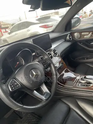 Mercedes-Benz GLC-Class 2018 White