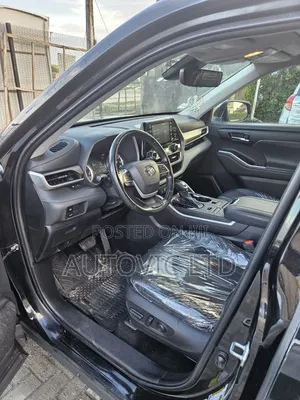 Toyota Highlander 2022 Gray