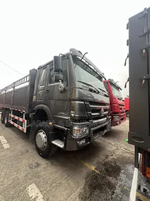 Trailer Half Body