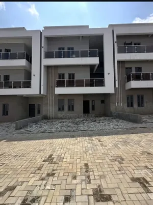 4bdrm Duplex in Life Camp for sale