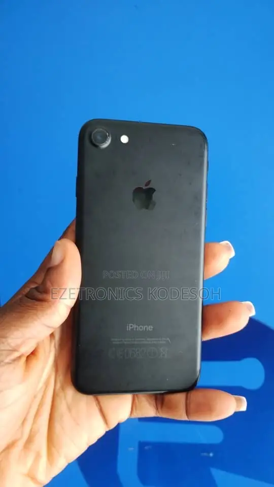 Apple iPhone 7 128 GB Black