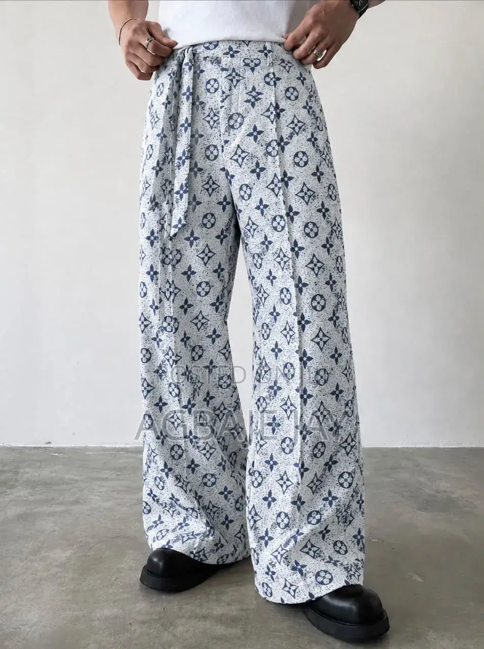 Clothes Jeans Joggers Top