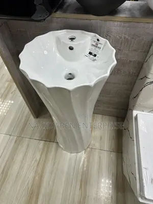 Standing Acrylic Basin