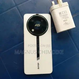 Itel RS4 256 GB White