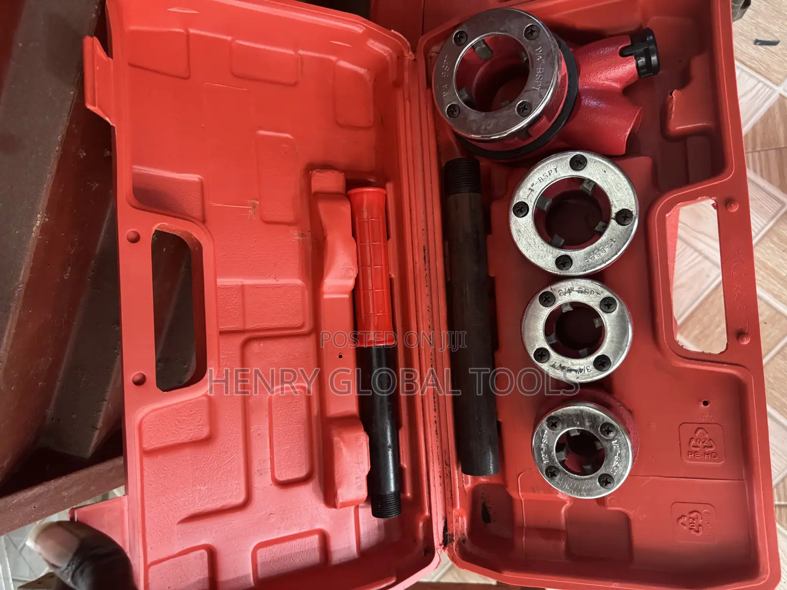 1/2”-1 1/2” Ratchet Pipe Treading Machine