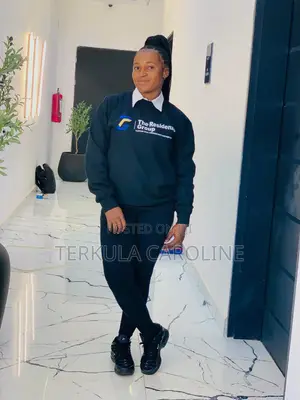 Receptionist