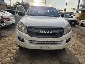Isuzu D-MAX 2014 White