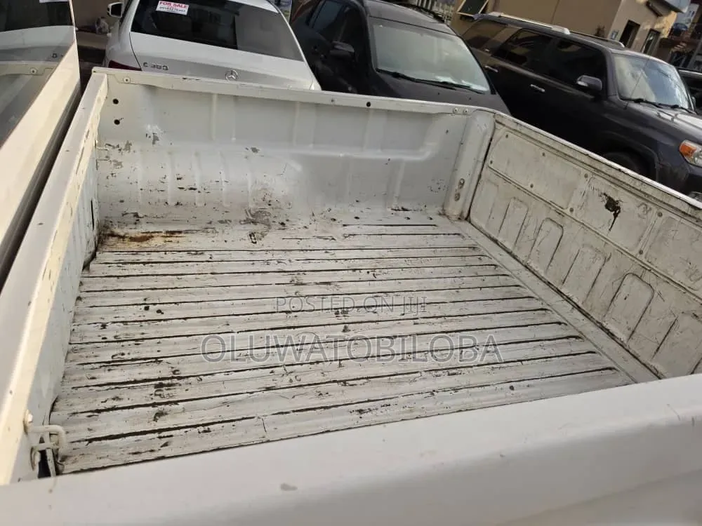 Isuzu D-MAX 2014 White
