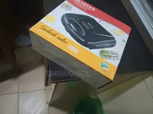 Safety First: Cool-Touch Overheat Protection Polystar Toaster