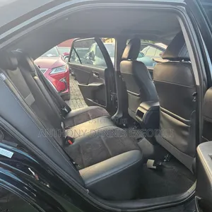 Toyota Camry SE V6 4dr Sedan (3.5L 6cyl 6A) 2012 Gray