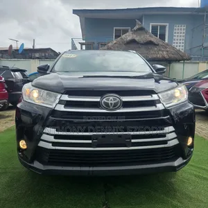 Toyota Highlander XLE 4x4 V6 (3.5L 6cyl 8A) 2017 Black