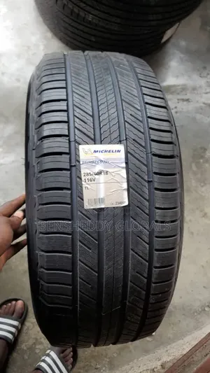 285/60r18 Michelin Original