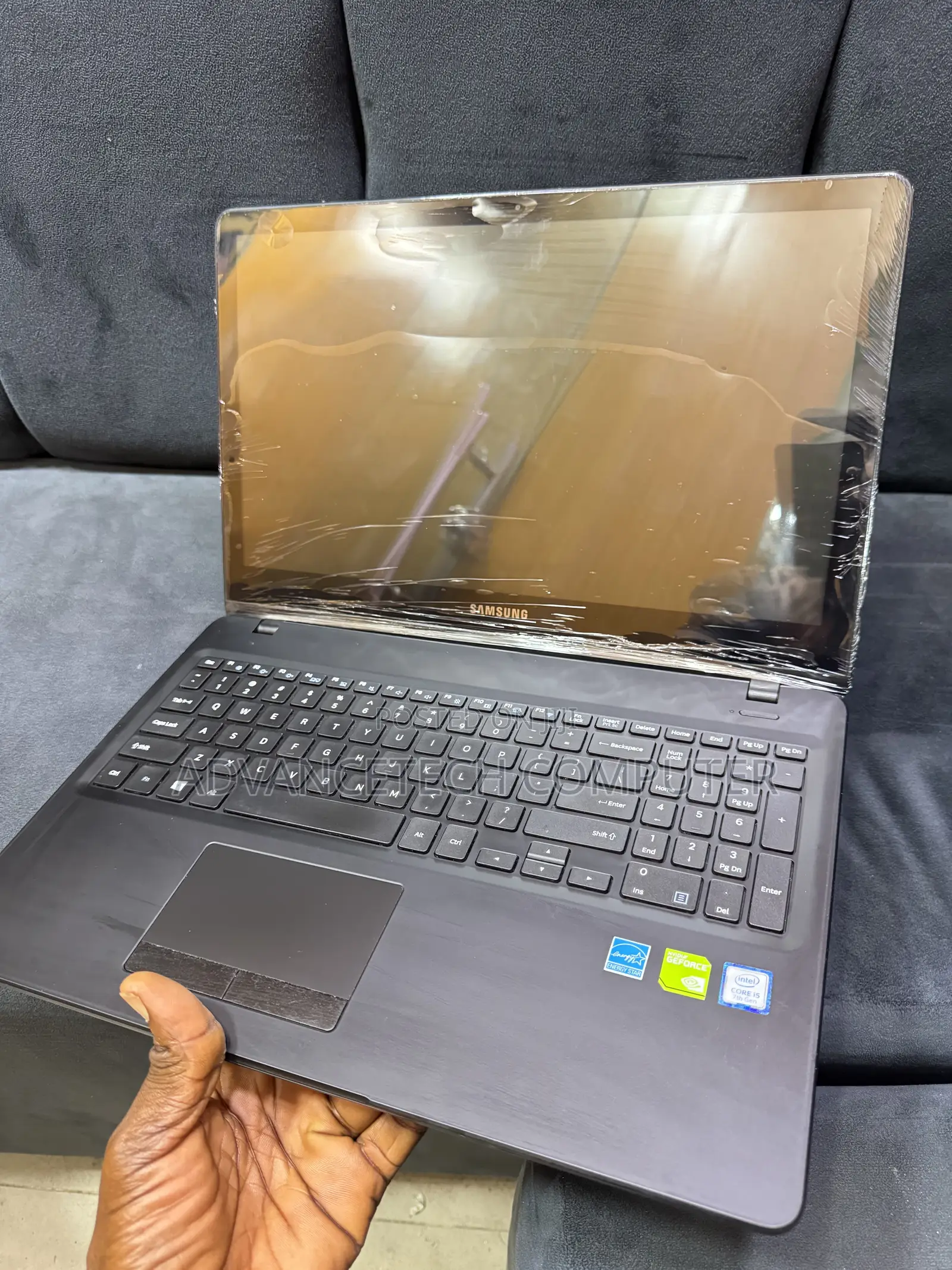 Laptop Samsung NP530U4C 8GB Intel Core i5 SSD 256GB