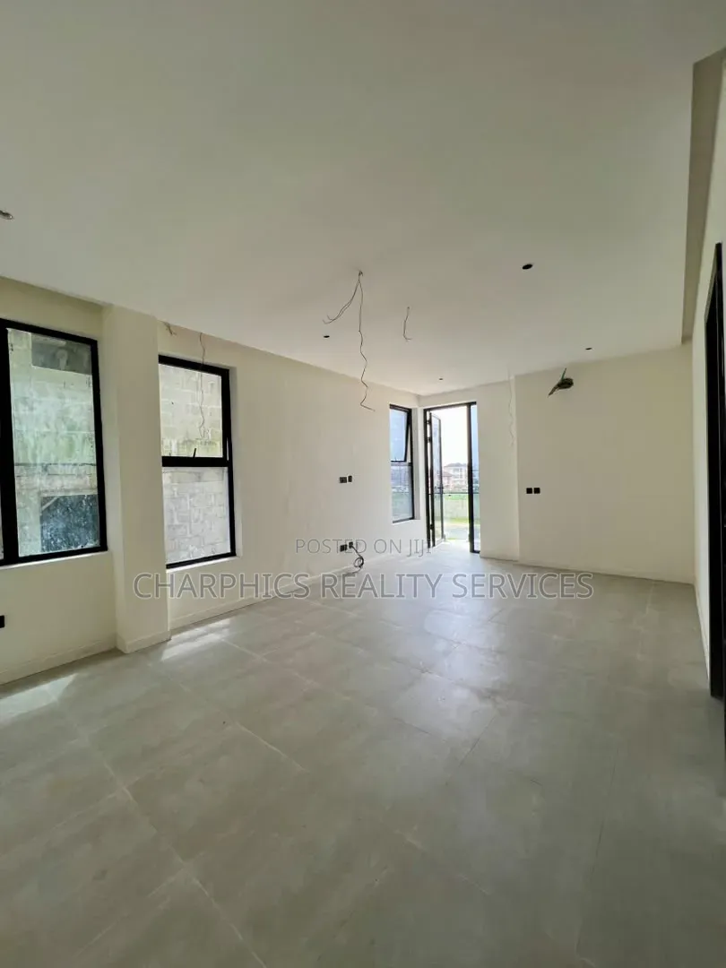 5bdrm Duplex in Ikeja GRA for rent
