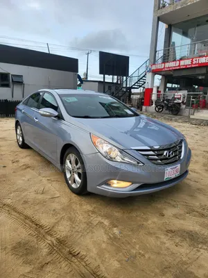 Hyundai Sonata 2012 Blue