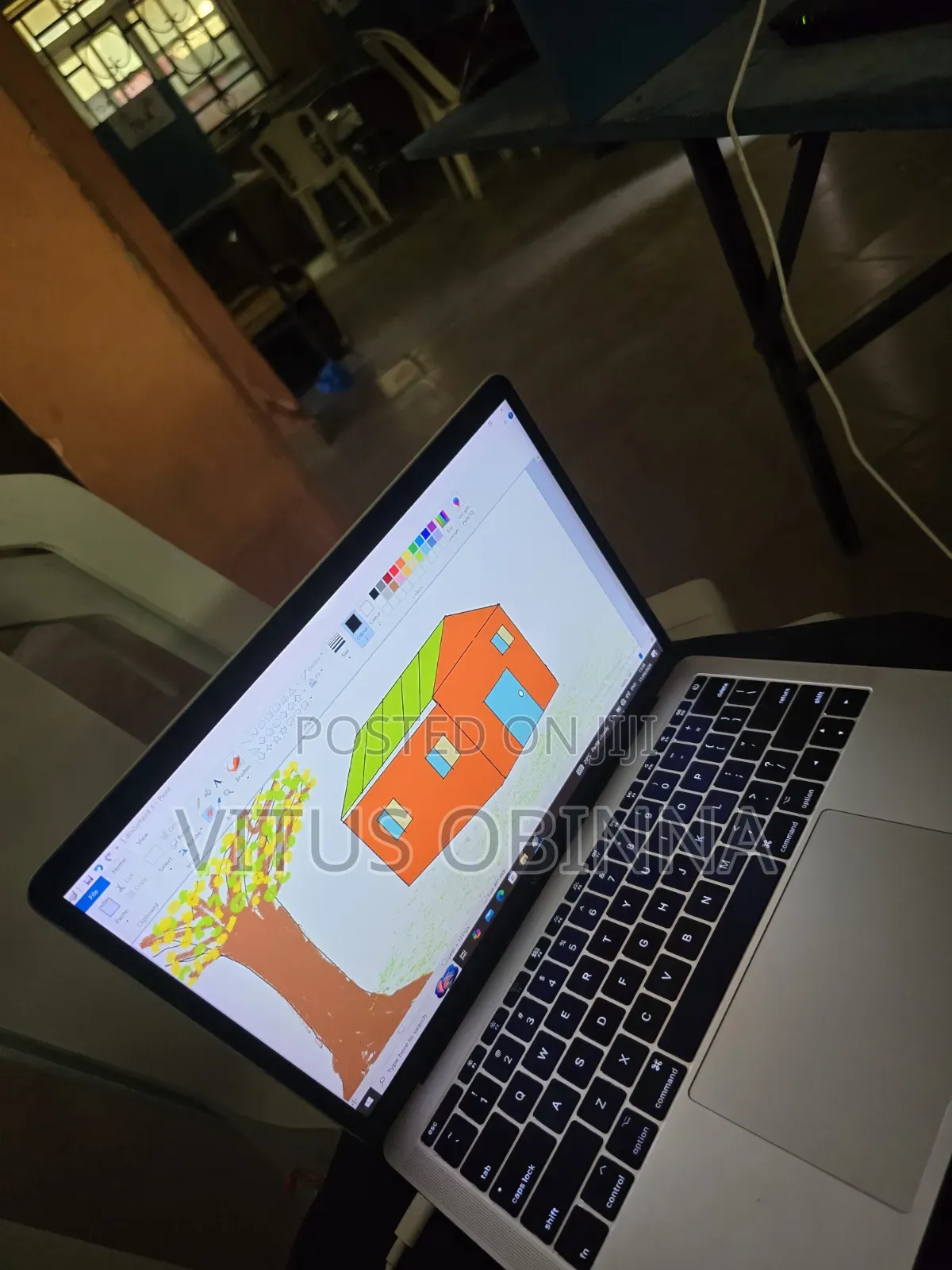 Laptop Apple MacBook Pro 2017 8GB Intel Core i5 SSD 256GB